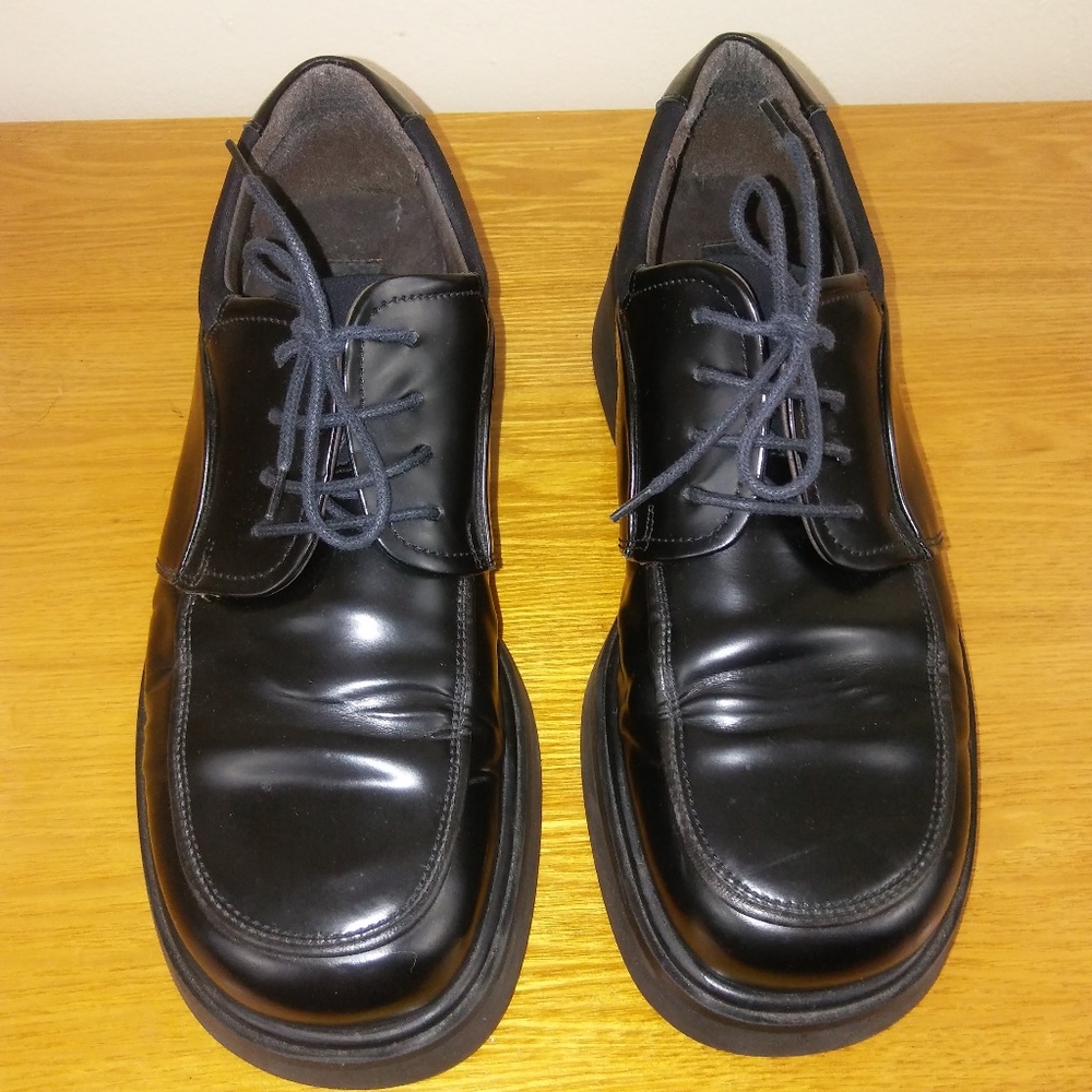 Bass Mens Oxford black shoes sz 9.5M Italy
